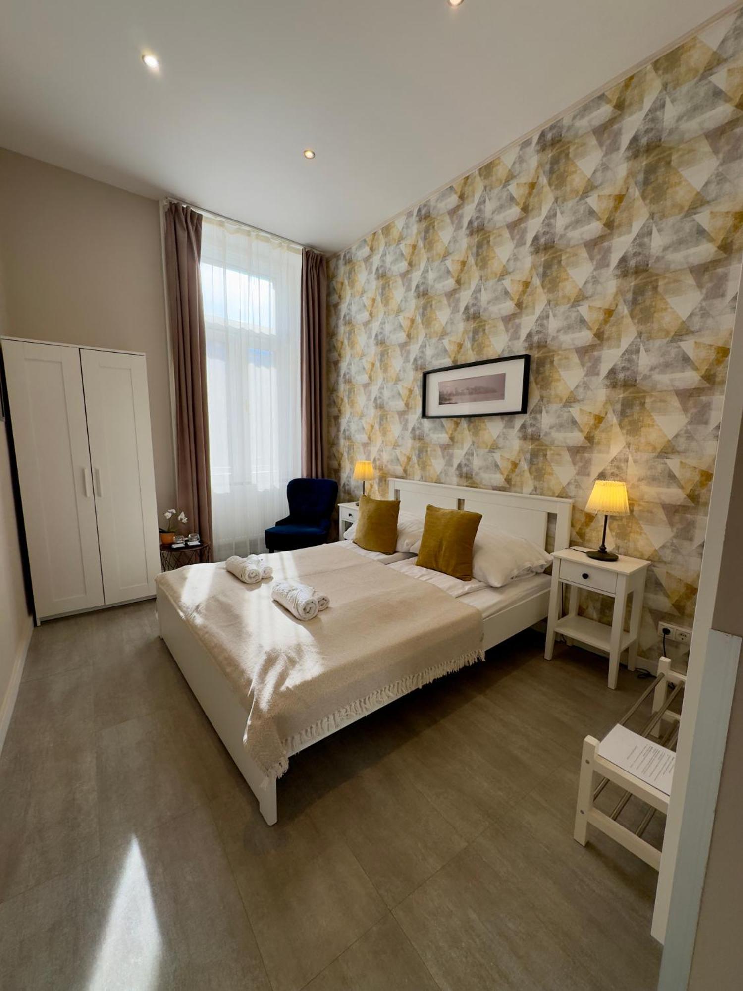 Center Rooms Miskolc Dış mekan fotoğraf