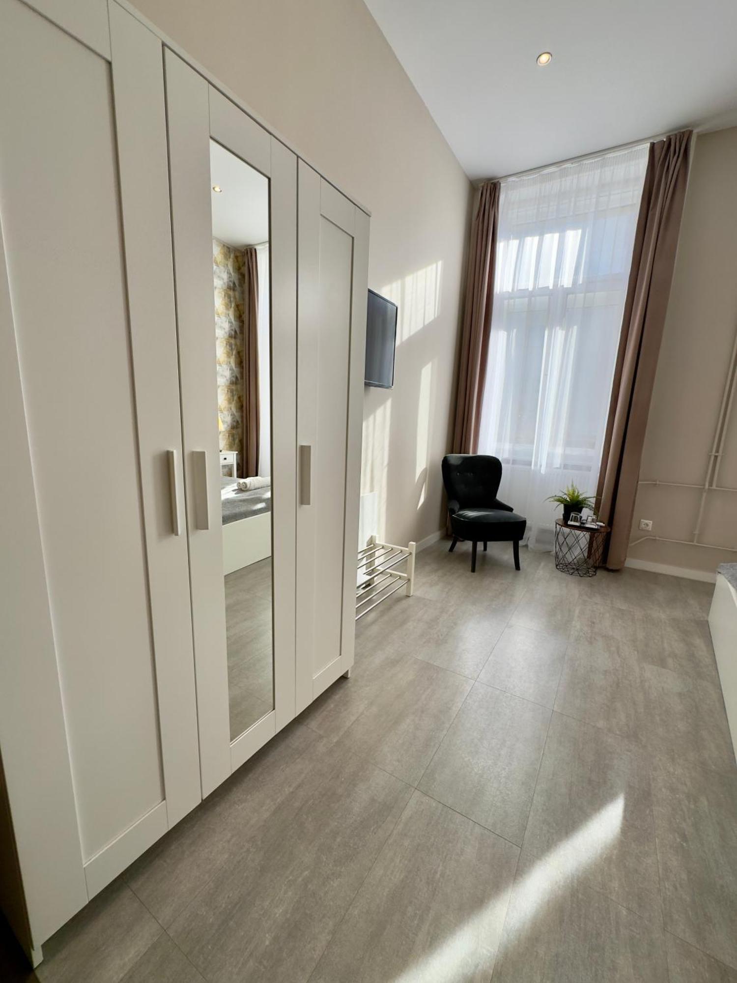 Center Rooms Miskolc Dış mekan fotoğraf